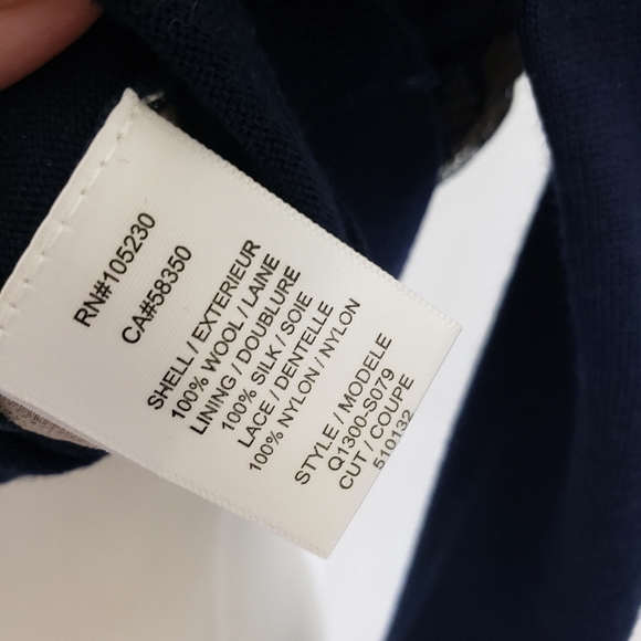 Equipment Femme Wool Sweater Pearl Lace Back Sweater Navy Blue size Small - Picture 8 of 8